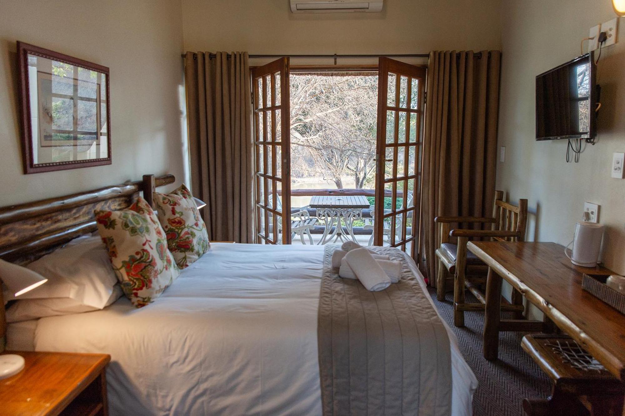 Riverside Lodge & Conference Center Aliwal-Noord Buitenkant foto