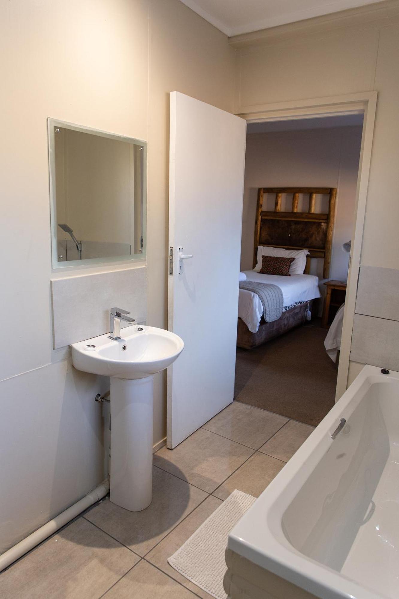 Riverside Lodge & Conference Center Aliwal-Noord Buitenkant foto